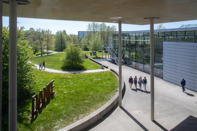 Außenaufnahme der Hochschule Flensburg