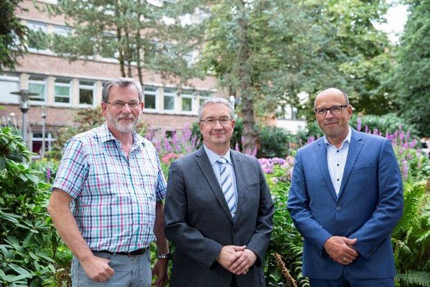 Pressefoto zum Wechsel des Aufsichtsrats der Stadtwerke Flensburg.