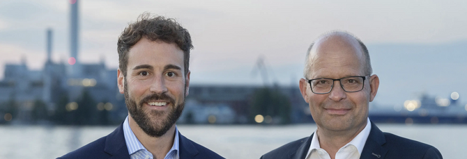 Nahaufnahme von links Julian Wollscheidt und Karsten Müller-Janßen, Geschäftsführung Stadtwerke Flensburg